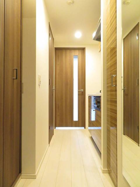 ガーラ・リバースクエア横濱南7階 玄関