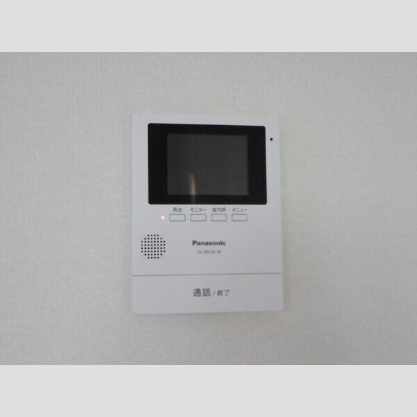 リヴェール105号室 TVインターホン