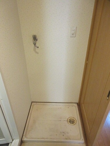 ライオンズマンション吉祥寺南1階 室内洗濯機置場　※前回募集時2020年3月撮影の写真