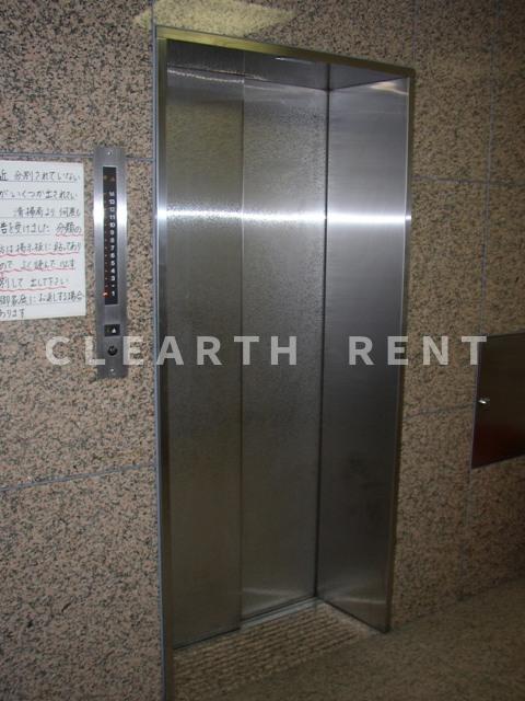 マージュ市谷柳町7階 エレベーター