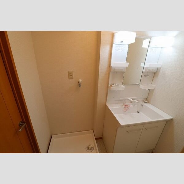 セジュールエクセレント 洗髪洗面化粧台