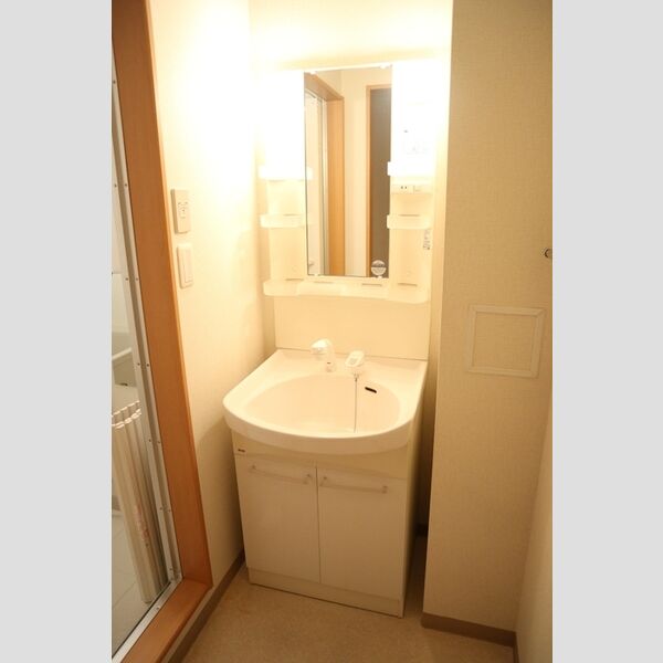K・Uイールス302号室 洗面化粧台