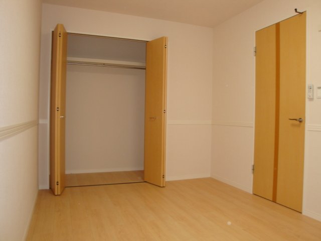 ベリテ・レゾン 洋室収納