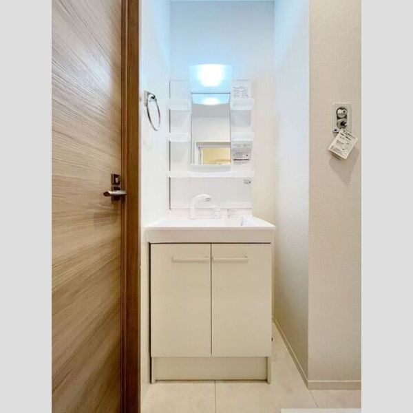 グラナーデ西瑞江105号室 洗髪洗面化粧台