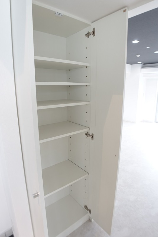 レニール本駒込11階 収納