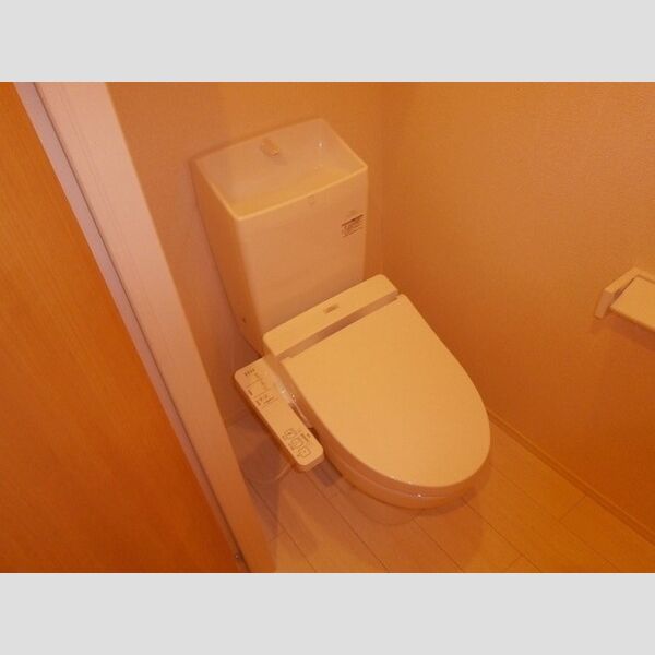 ルミエール　B102号室 トイレ