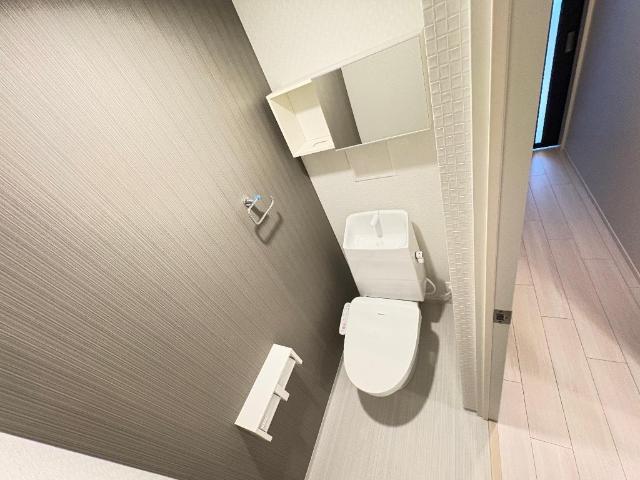 ラ・セルリアン（La Cerulean）303号室 トイレ