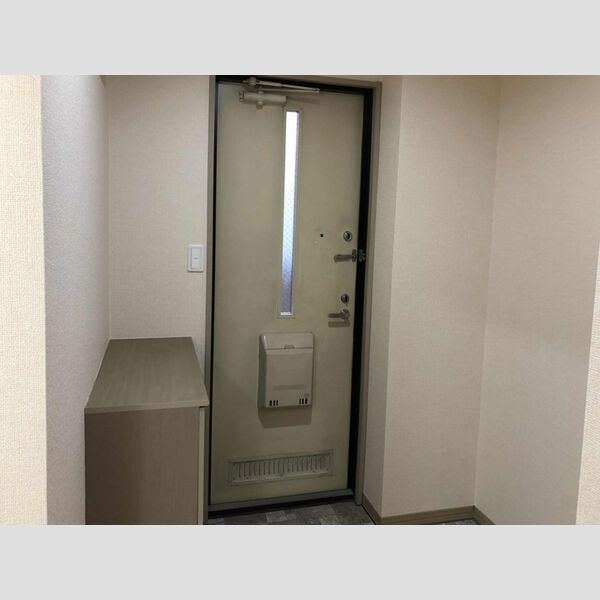 アピエ　壱番館/弐番館壱番館105号室 玄関