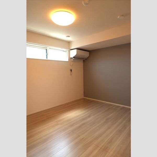 グラナーデ貫井303号室 洋室