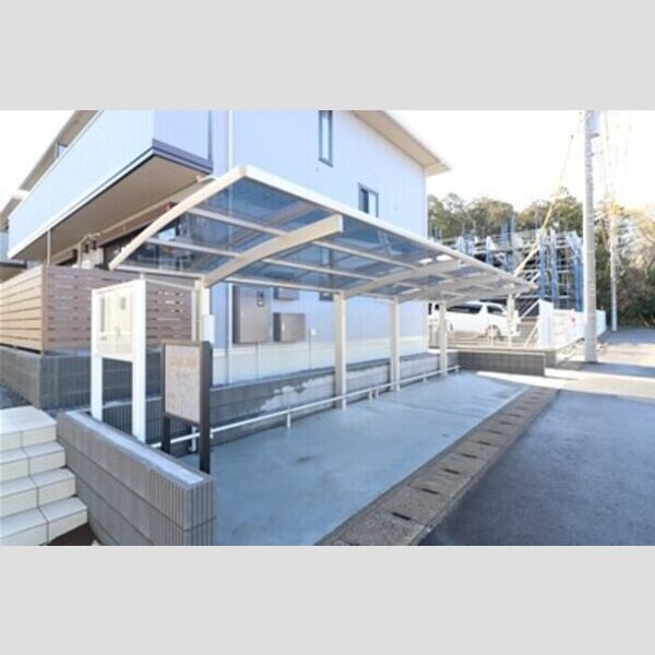 セレシア　B棟101号室 駐輪場