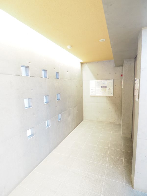 レジディア新宿イースト4階 内観