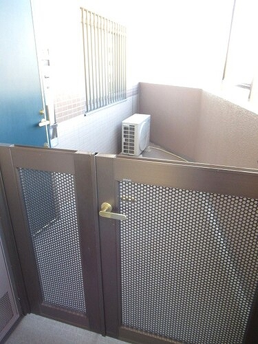 八王子明神町アーバンライフ 玄関ポーチ