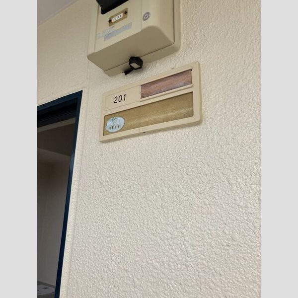 ハイムカメリア201号室 玄関