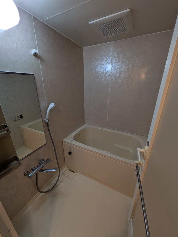 アウラ１０(E-058)6階 お風呂