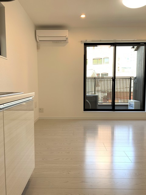 タイド石上 リビング