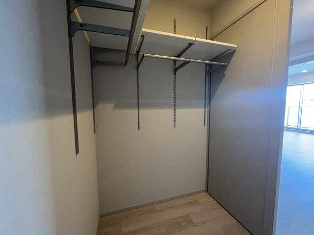プライムメゾン千葉新町1203号室 収納