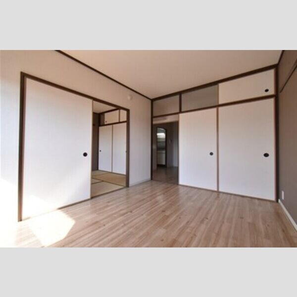 ビューテラス303号室 居室