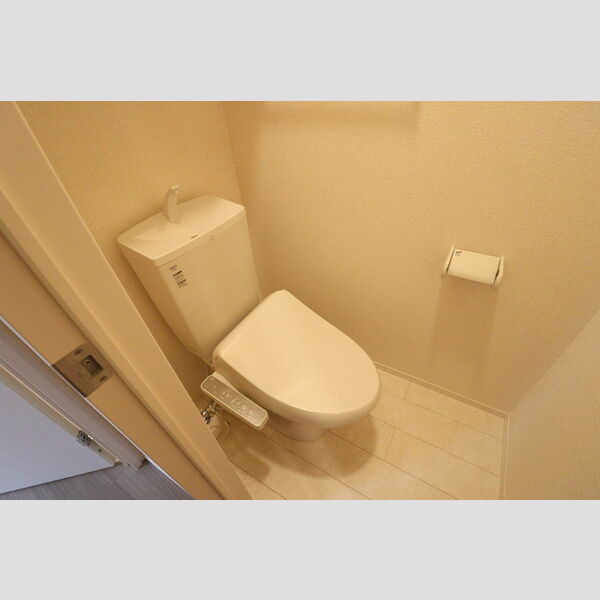 グラナート305号室 温水洗浄暖房便座