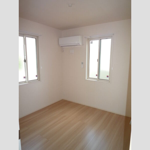 アヴェニール101号室 洋室4.7帖