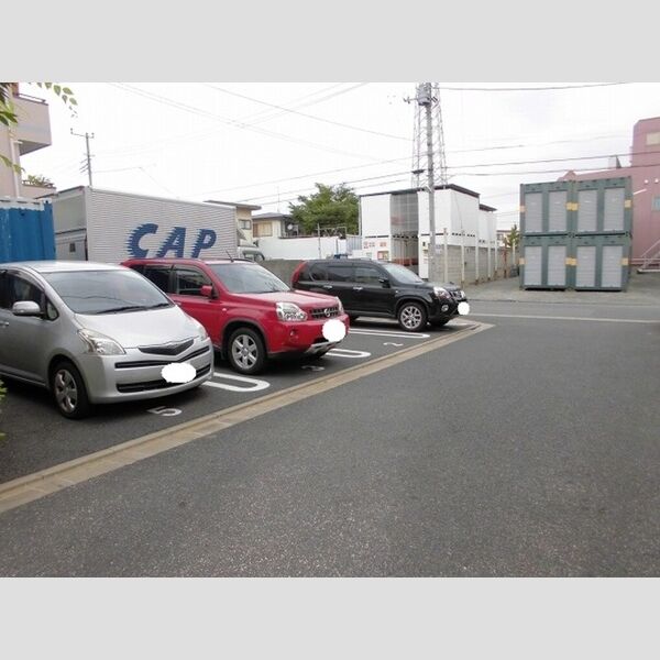 トスカーナ 駐車場