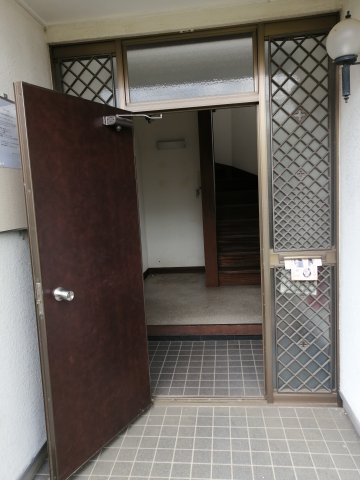 KIハイムC棟102号室 エントランス