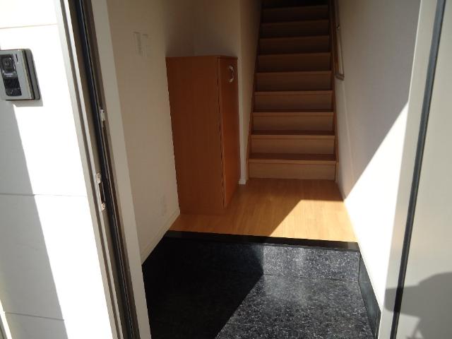 メゾン千城台202号室 玄関（イメージ）