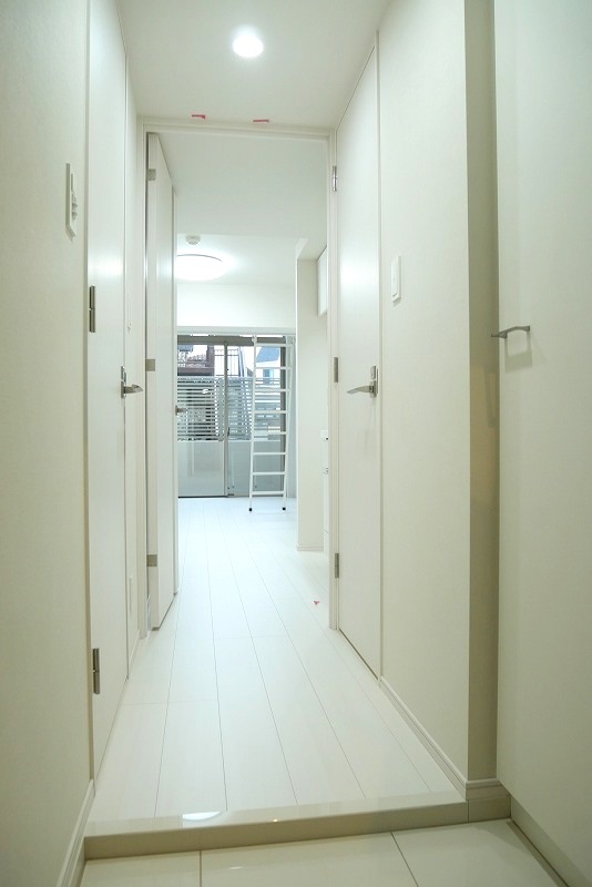 PREMIUM CUBE G 北新宿DEUX 内観