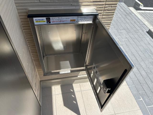 仮）八王子市大谷町アパート新築工事101号室 宅配ボックス（イメージ）