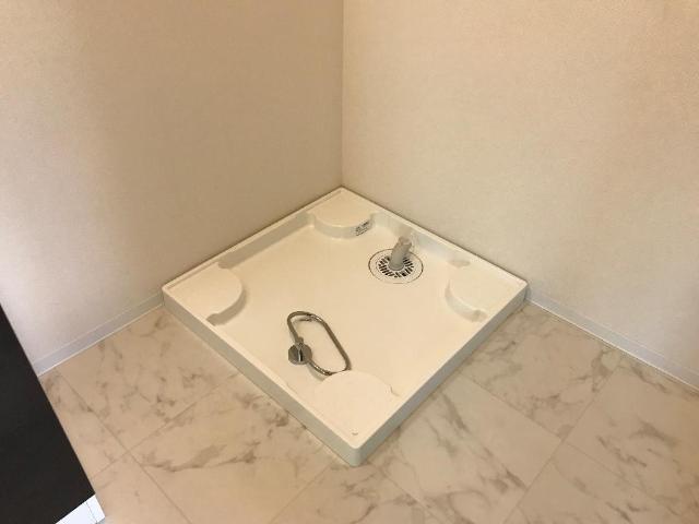 ドレッセ・Ｓ201号室 洗濯機置場