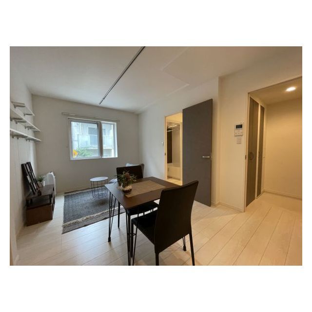 PASEO中目黒 リビングダイニング　モデルルーム（家具・