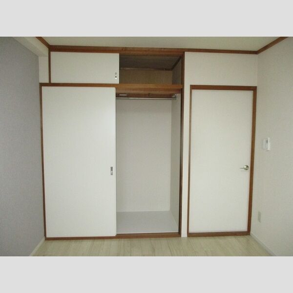 第5フェニックス303号室 同建物別部屋の参考画像