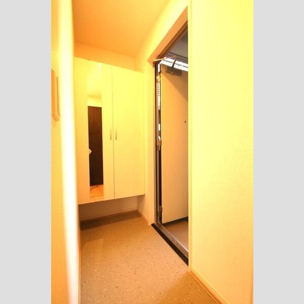 パレス国立206号室 玄関