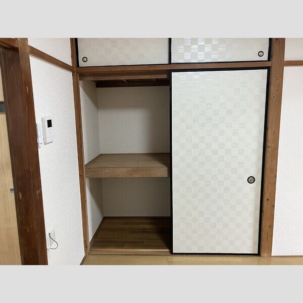 メゾン和102号室 押入