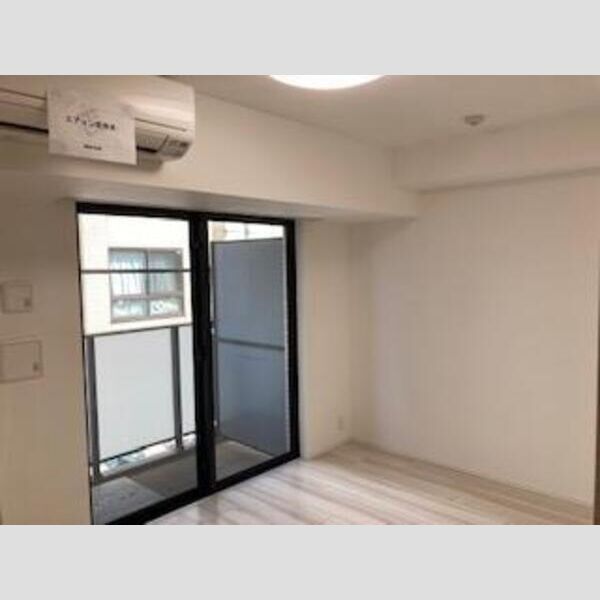 S-RESIDENCE新御徒町East リビング