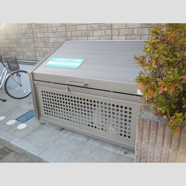 マグノリアコート 入居者様専用ゴミストッカー