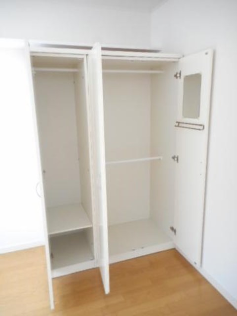 カーサ・プラタ渋谷0201号室 収納