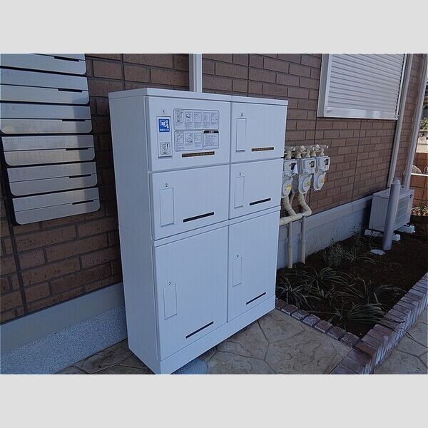 メゾン・ド・ラメール 宅配BOX