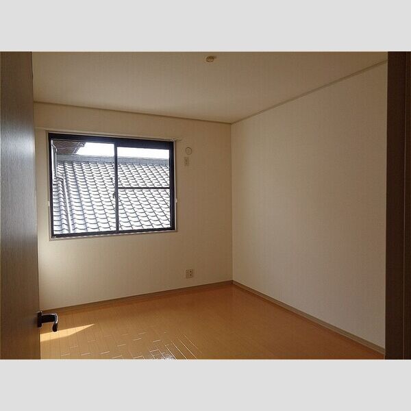 カーサフォンターナ202号室 洋室