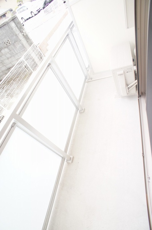 リブリ・磯子 バルコニー