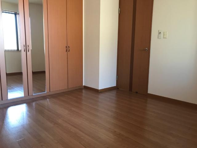 フィールドハイツ 室内