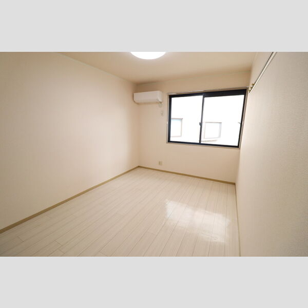 ハイム美須205号室 洋室