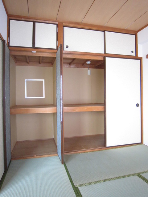 ブールヴァル鎌倉手広0301号室 収納