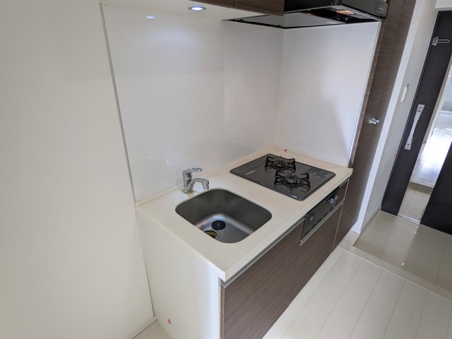 プレミアムキューブ横浜801号室 キッチン