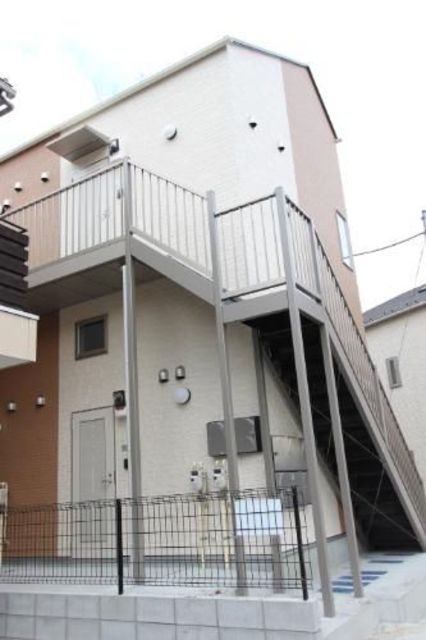 ドミール井土ヶ谷 外観