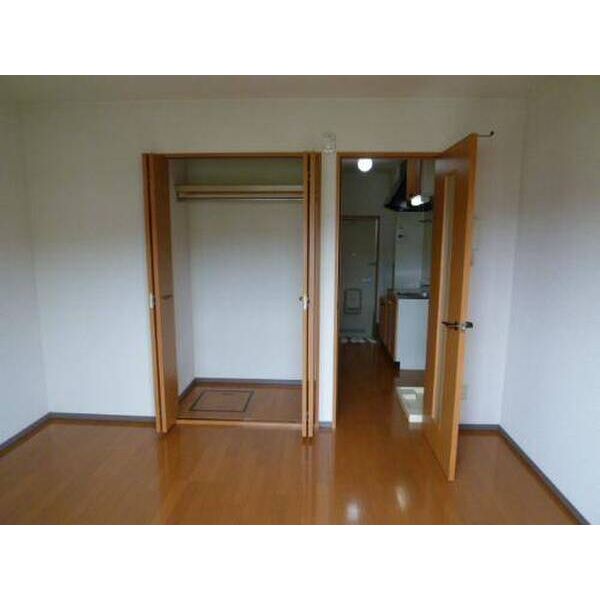 コーポスズヤ 収納