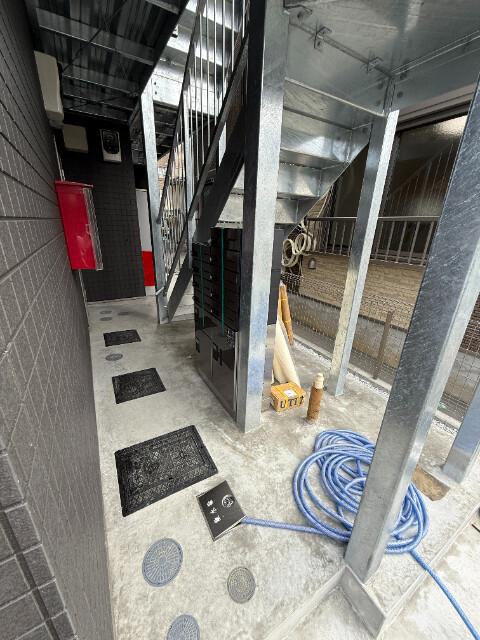 VETAAR能見台3階 エントランス