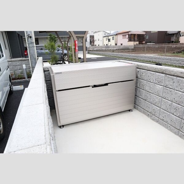 Pedra rio303号室 ゴミストッカー