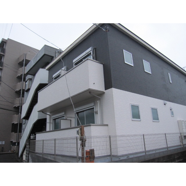アムールKMA 外観