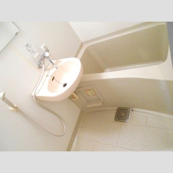 ハイツセイホⅢ202号室 浴室