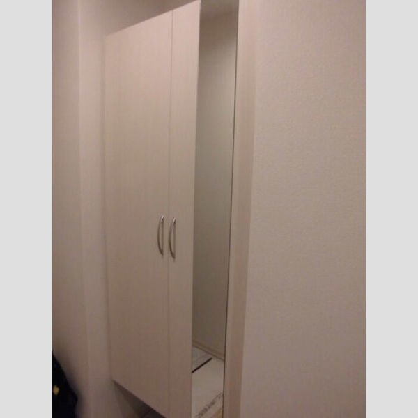 プラムスクエア 301　玄関収納